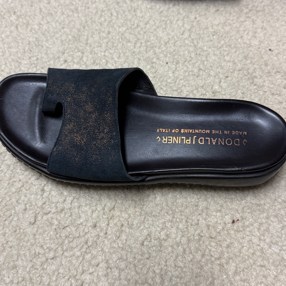 Donald J Pliner Dark Slide Sandals - Picture 2 of 3